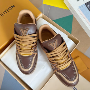 Lv Trainer