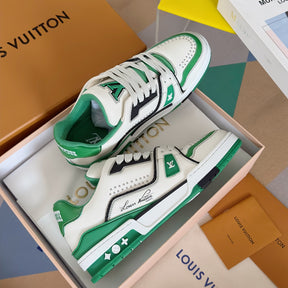 Lv Trainer