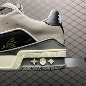 Lv Trainer