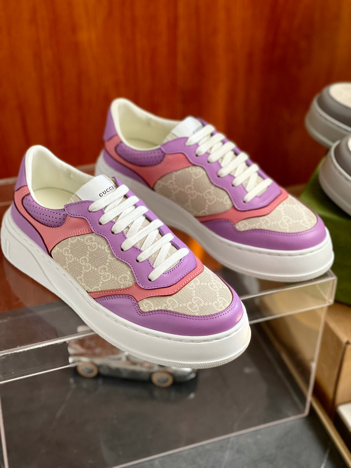 Gucci GG Supreme