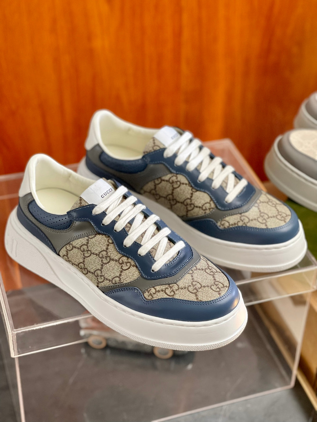 Gucci GG Supreme