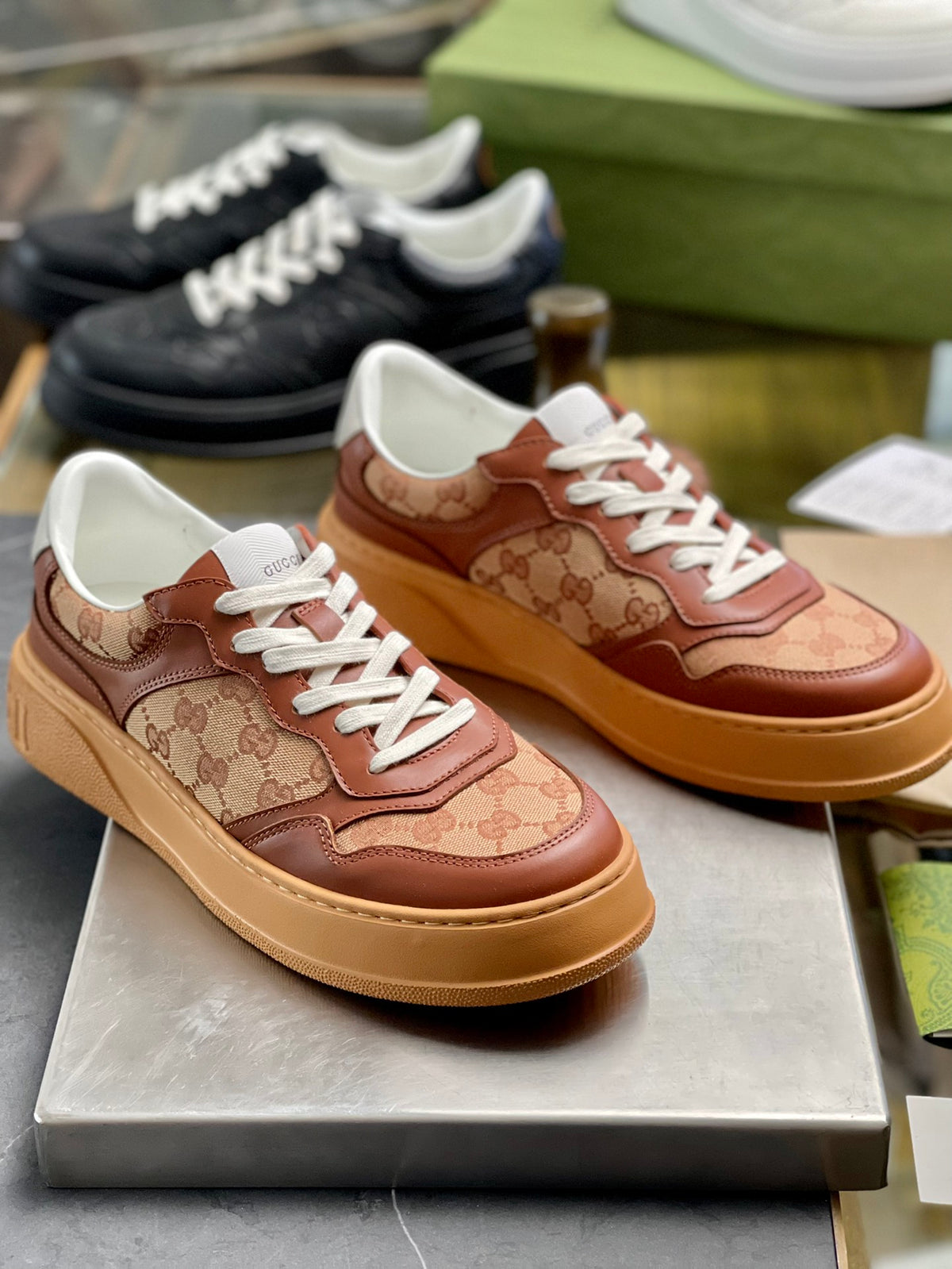 Gucci GG Supreme