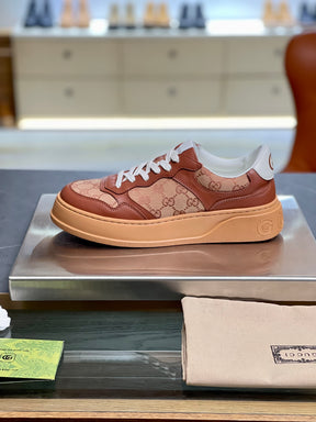 Gucci GG Supreme
