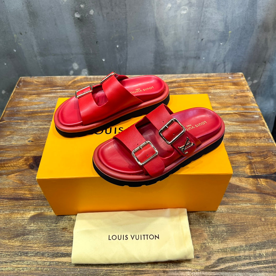 LOUIS VUITTON CHINELO Vintage Red