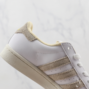 Adidas Superstar Disneyland