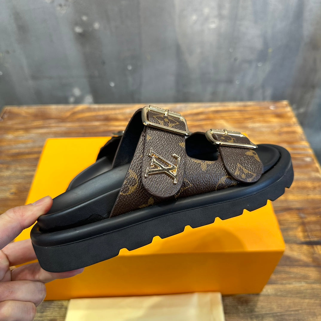 LOUIS VUITTON CHINELO Vintage