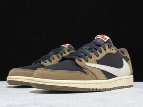 Jordan 1 Retro Low OG SP Travis Scott Mocha CQ4277-001