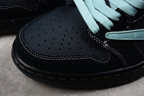 TIFFANY &amp; CO.x Travis Scott x AJ 1 Low DM7866-401